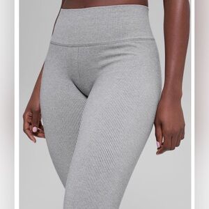 ALO Yoga Light Gray Ribbed Leggings